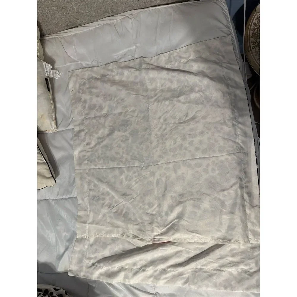 Betsy Johnson Comforter Set Queen Leopard Print Reversible w/ 2 Shams